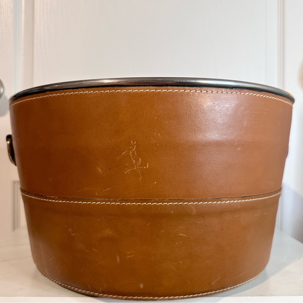 **On sale!! This weekend only!! **Pottery barn leather wrapped ice bucket large